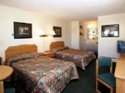 Travelodge By Wyndham Moose Jaw Exteriér fotografie